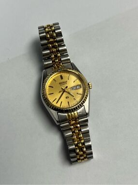 Vintage Seiko Womens Two Tone Watch